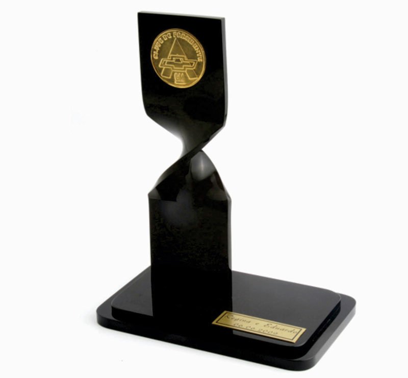 Troféu Resina Torcido